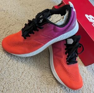 New Balance Women's Sneakers 10 wide